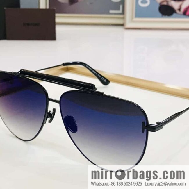 TOM FORD Ultra Light Unisex Sunglasses