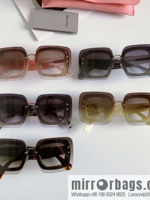 MIUMIU Miu flash piece square frame large frame women\'s sunglasses
