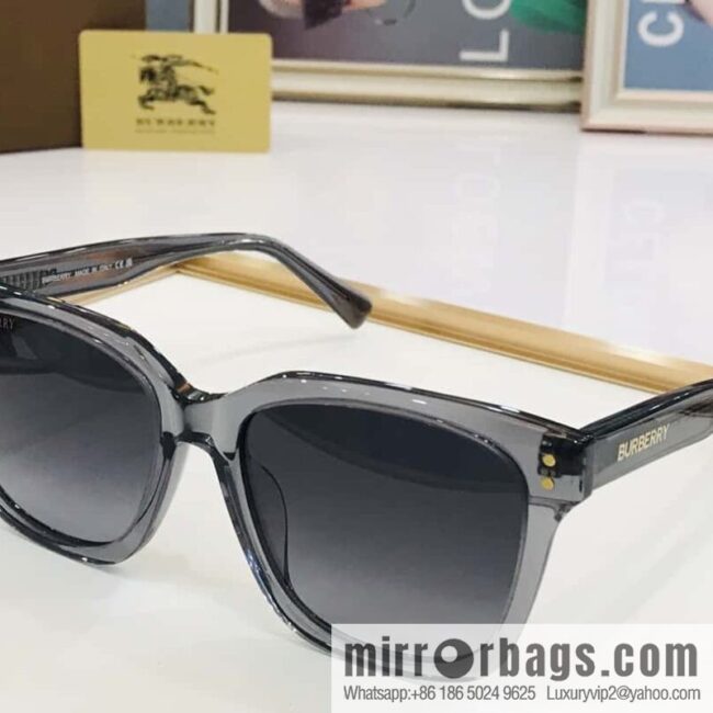 Burberry Burberry Plate Frame Unisex Sunglasses
