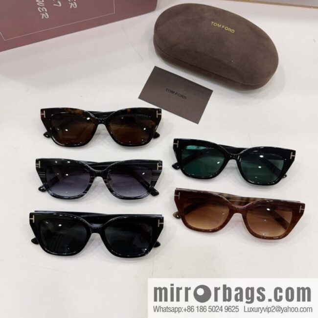 TOM FORD Tom Ford Square Unisex Sunglasses