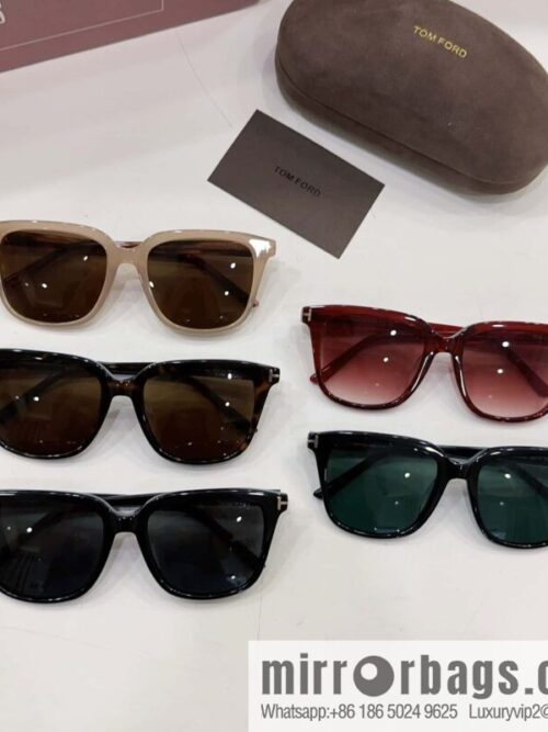 TOM FORD Tom Ford Square Unisex Sunglasses