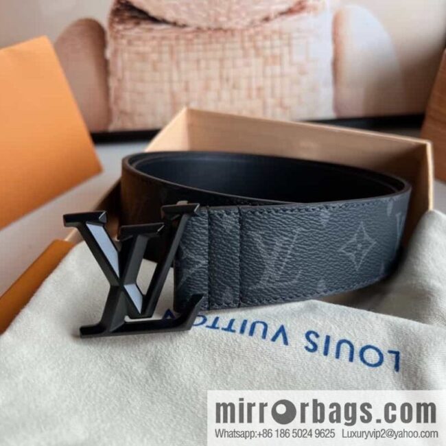 LV Louis Vuitton PYRAMIDE 40mm belt
