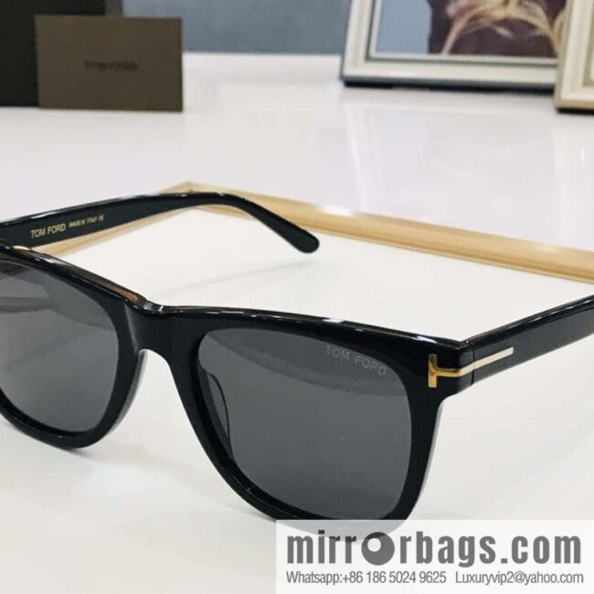 TOM FORD Ultra Light Unisex Sunglasses