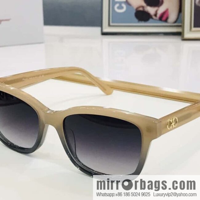 Ferragamo logo temple sunglasses