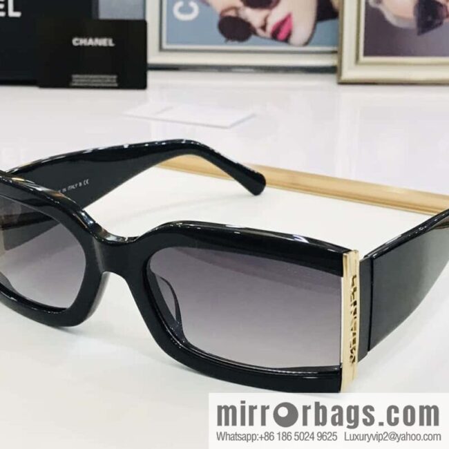Chanel Large Frame Women\'s Sunglasses