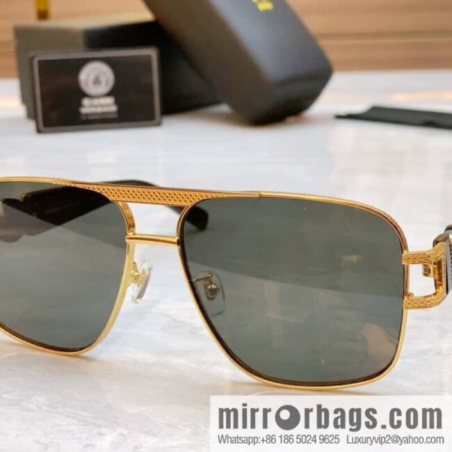 VERSACE Versace\'s new unisex sunglasses