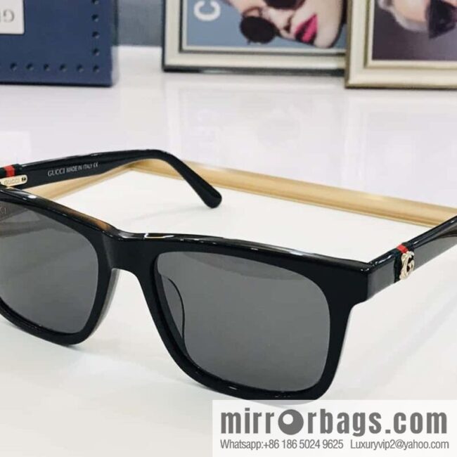 GUCCI Gucci Perfect Plate Frame Unisex Sunglasses