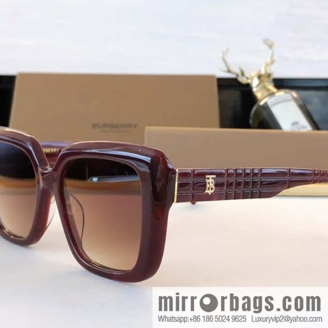 Burberry Burberry temple three-dimensional plaid women\'s sunglasses
