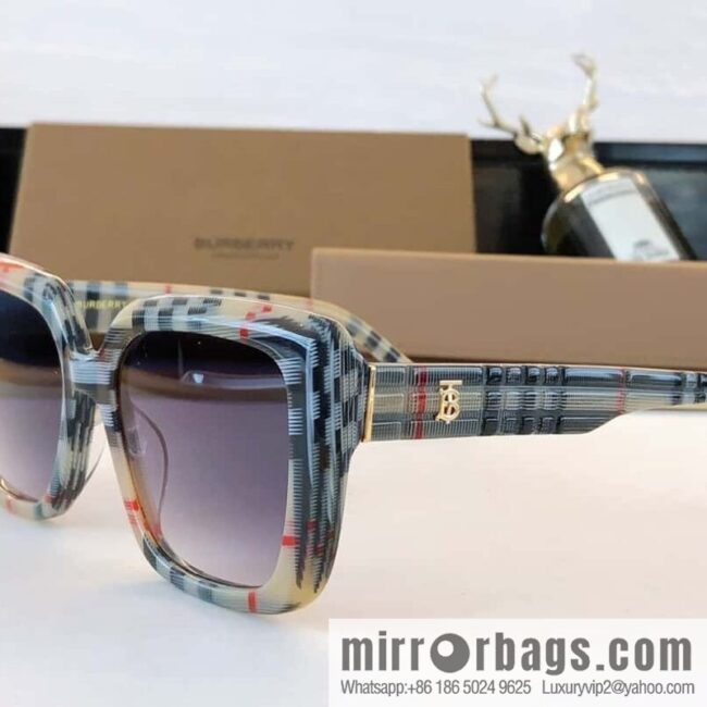 Burberry Burberry temple three-dimensional plaid women\'s sunglasses
