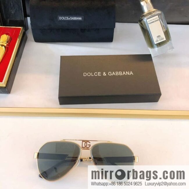 DOLCE & GABBANA Dolce & Gabbana toad-shaped unisex sunglasses