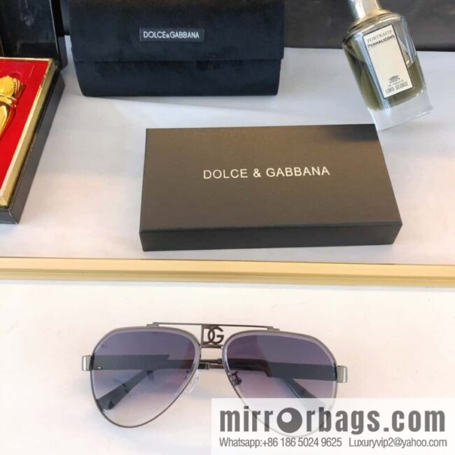 DOLCE & GABBANA Dolce & Gabbana toad-shaped unisex sunglasses
