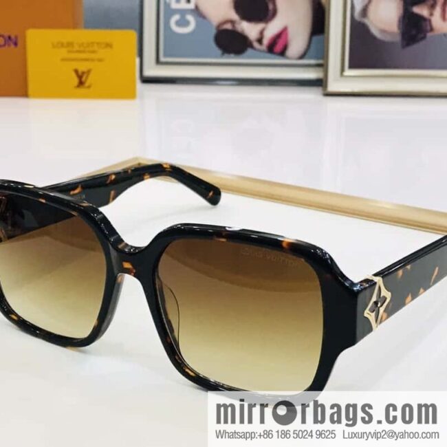 LV Louis Vuitton Plate Frame Unisex Sunglasses