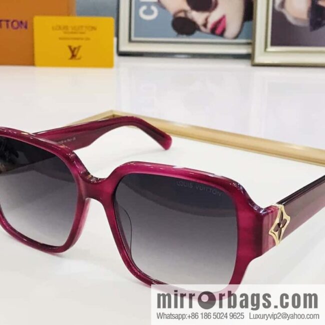 LV Louis Vuitton Plate Frame Unisex Sunglasses