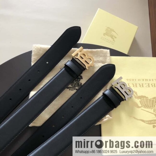 Burberry\'s new TB logo belt 3.5cm