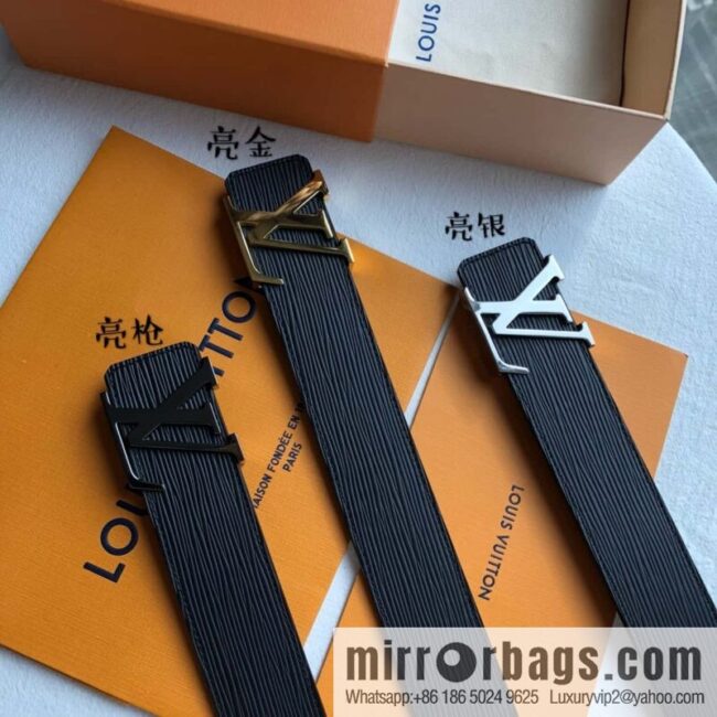 LV Initiales. 40mm Black Water Ripple Belt M9229