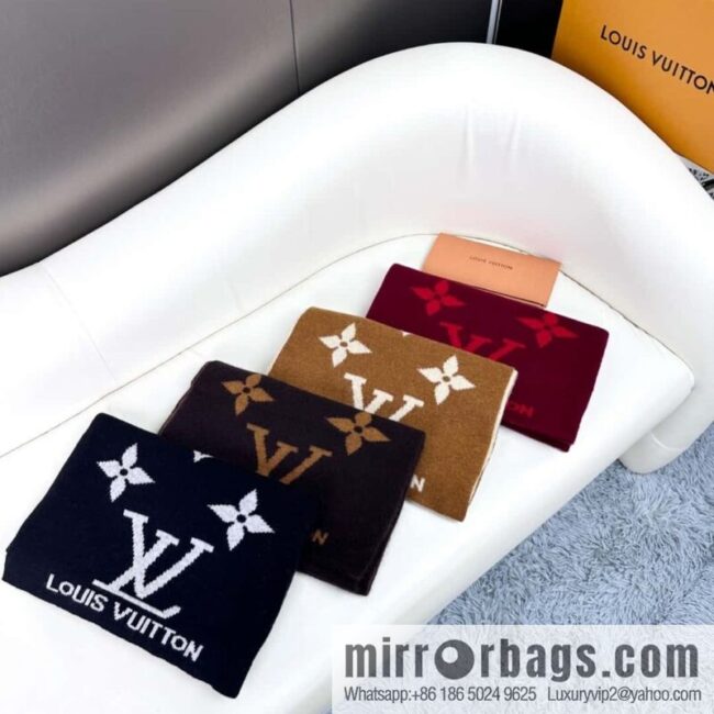 LV 2024 latest couple imported knitted cashmere scarf