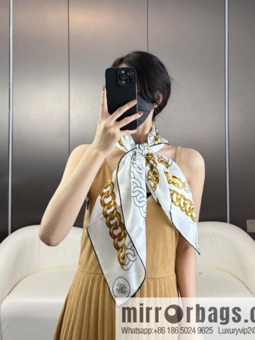 CHANEL 🖤 cc coin chain silk scarf