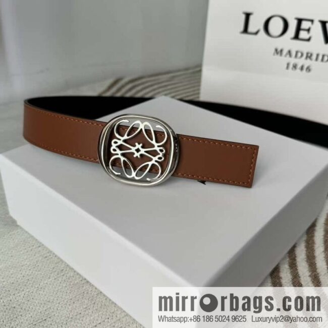 LOEWE Luo Yiwei\'s new belt smooth cow leather double-sided belt 2.8CM.