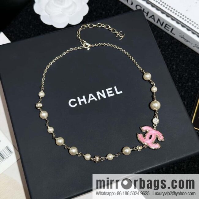 ❗️New ❗️ Chanel necklace ☀️ new ☑️ Chanel pearl pink double c necklace ☀️