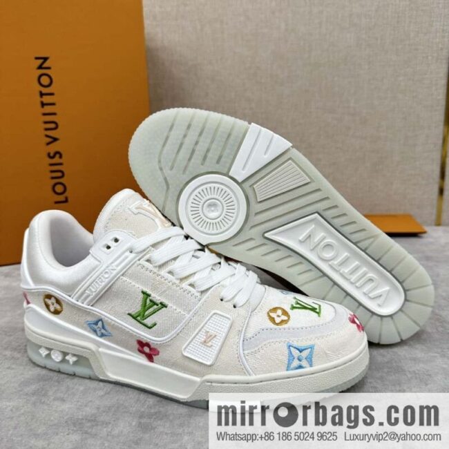 wsxc1718978139232_7-800x800lukrdslkwu479248_20250630194358.jpg 💋💍L\'s new product L * V Louis~ The new TRAINER series sneakers are made of Monogram denim (denim).