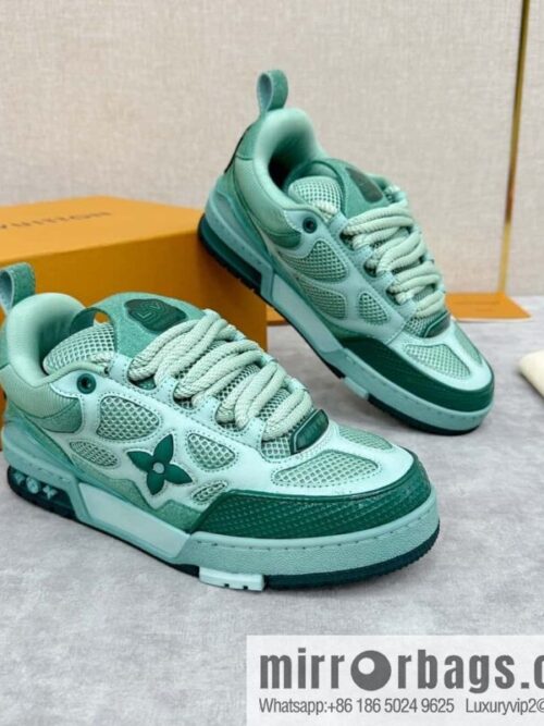 wsxc1718978179194_3-800x800vdzjs5br2ky79111_20250630193959.jpg 💋💍L home new products L * V SKATE washing gradual change sports shoes series 1ACQML new LV SKATE sports shoes of the season