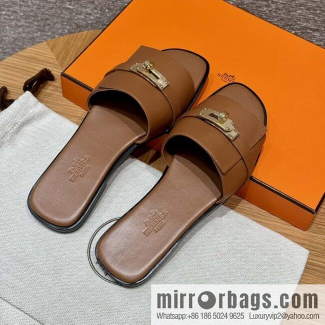 wsxc1719408878311_0-800x800okmuxnb2mzm61774_20250630020630.jpg HERMES 183Kelly tow sandals Giulia calfskin /Calfskin gold brown/ck37/gold
