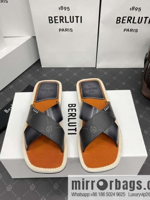 wsxc1719514380196_0-800x8002hxal2ne4vf51399_20250630003156.jpg Berlut * Elio Slippers