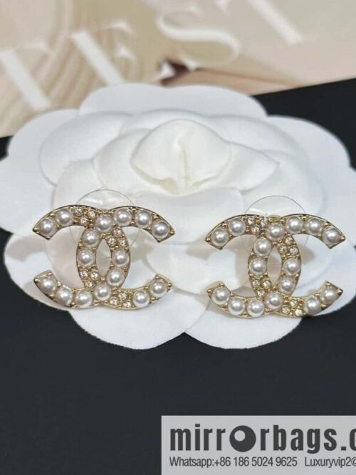 wsxc1719576374221_7-800x800ik5ojbaftea63071_20250630095803.jpg ❗️New ❗️☀️ new ☑️ chanel c1 double c pearl stud earrings ☀️