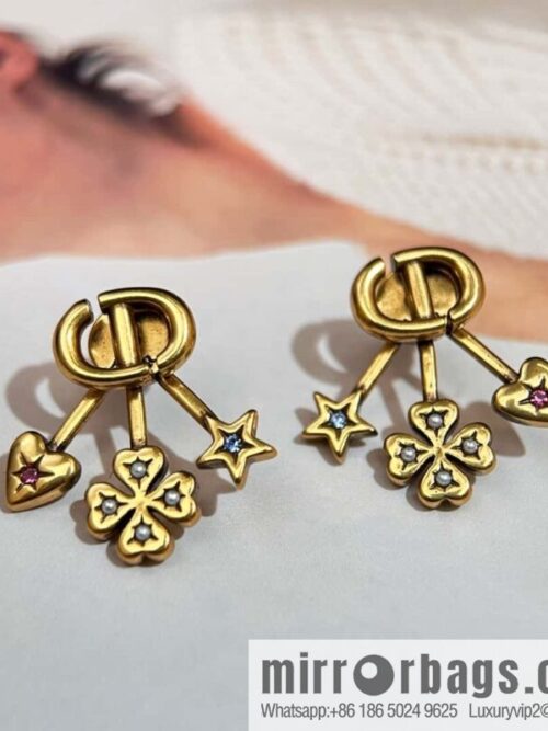 wsxc1719576389005_5-800x800p2fwe1bqhgk63020_20250630095622.jpg New ☑️ Dior CD Four Leaf Clover Peach Heart Pentagram Earrings