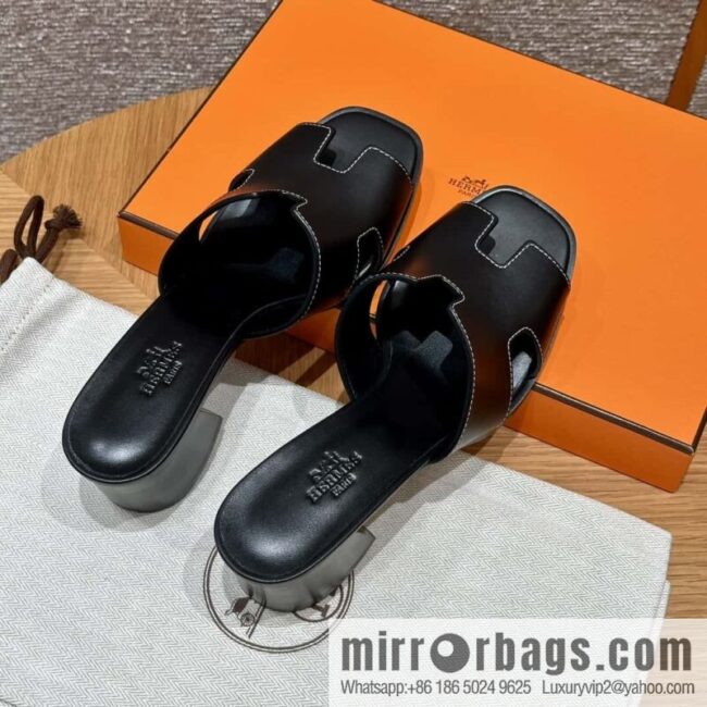 wsxc1719841754454_0-800x800b455qeg2uie51216_20250630003021.jpg HERMES 308 Helia 60 Sandals, Calfskin/Calfskin Black/89/Black