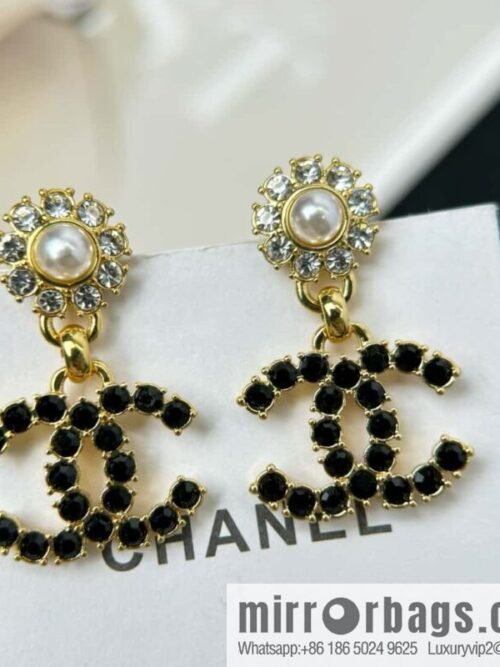 wsxc1720012378554_0-800x800btpp3tcmfnq62937_20250630095333.jpg ❗️New ❗️ Chanel stud earrings ☀️ new ☑️ Chanel c2 double c black diamond stud earrings ☀️