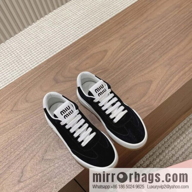 Miumiu ss24 new arrival~ miu\'s 2024 early spring new lace-up casual shoes, this lace-up casual shoes