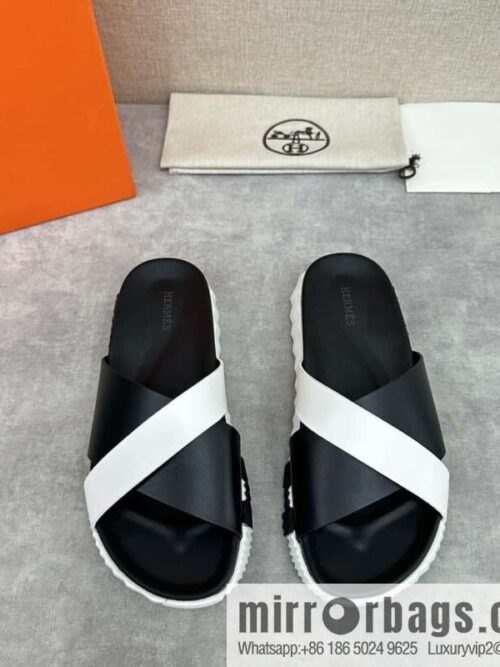 wsxc1720693956861_0-800x800ijwhlro11up28715_20250626013357.jpg 💋💍 H new cross slippers Hermès * Hermès-Shi, the latest classic men\'s Electric slippers