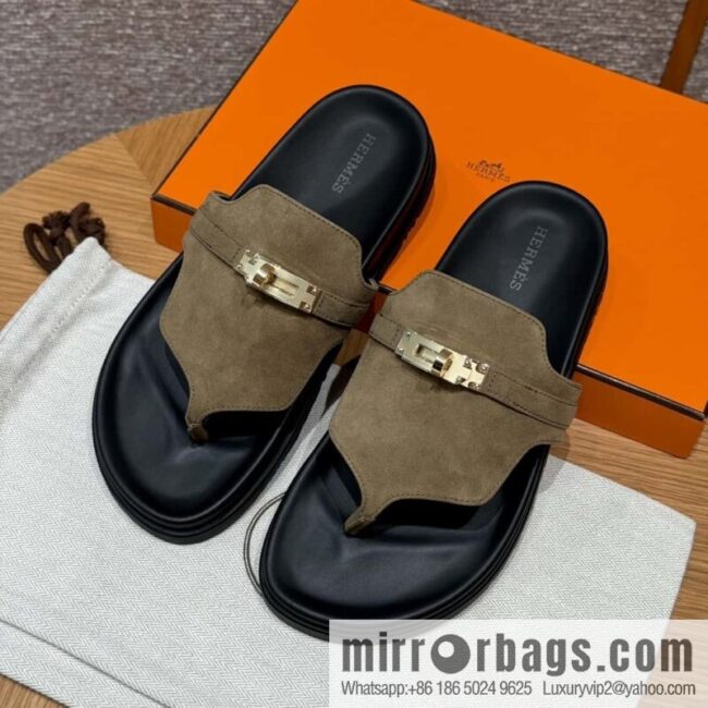 wsxc1721140222115_0-800x800kqza4ji0orb16881_20250625193054.jpg HERMES 258 Empire Pinch Trap, Grayish green/Grayish green suede/Chamois leather