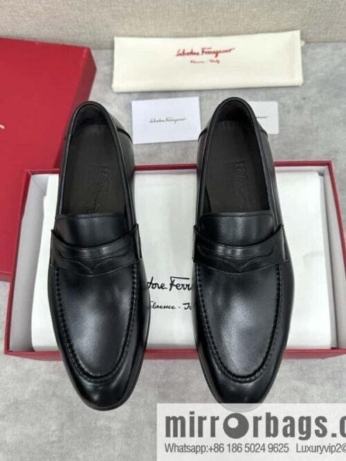 wsxc1721571668632_0-800x800accasdq1dh516527_20250625192122.jpg SF fila~ ferragam * classic men loafers leather shoes