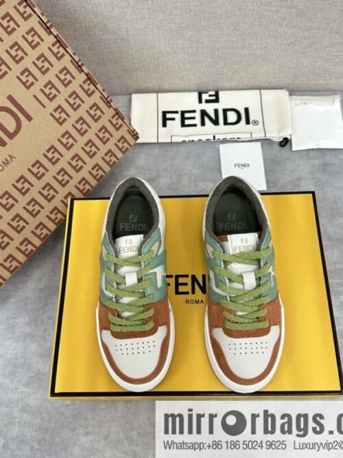 wsxc1722087487026_0-800x80051cxbcovr0515706_20250625185908.jpg FD new products, couple models, retro contrasting sports shoes and board shoes.