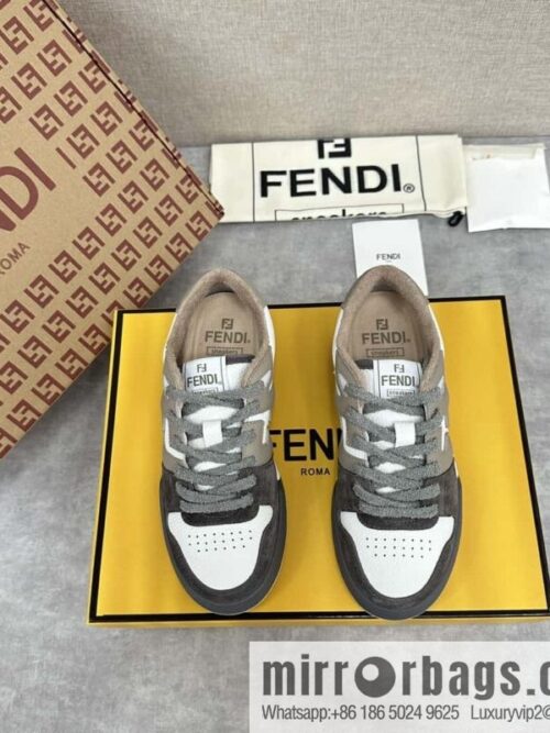 wsxc1722087495371_0-800x800x5rudy0xszj15641_20250625185710.jpg FD new products, couple models, retro contrasting sports shoes and board shoes.