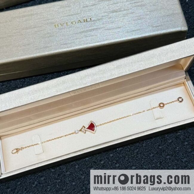 ❗️New ❗️ ☀️☀ BVLGARI DIVAS\'DREAM Chalcedony Fan Bracelet with Diamonds ☀️