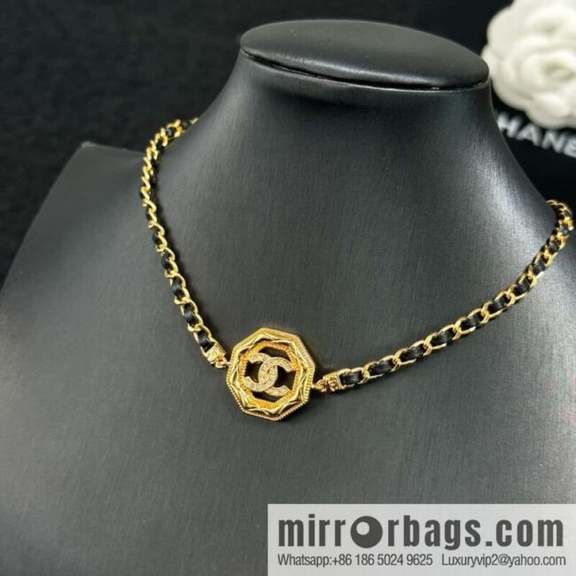 New ☑️ CHANEL double C octagonal black leather rope necklace