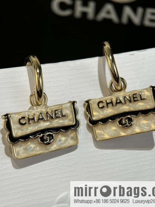 wsxc1726245831511_0-800x8002n3w03zgwgu62221_20250630021120.jpg ❗️New ❗️☀️ New ☑️ Chanel c2 double c bag 👜 stud earrings ☀️