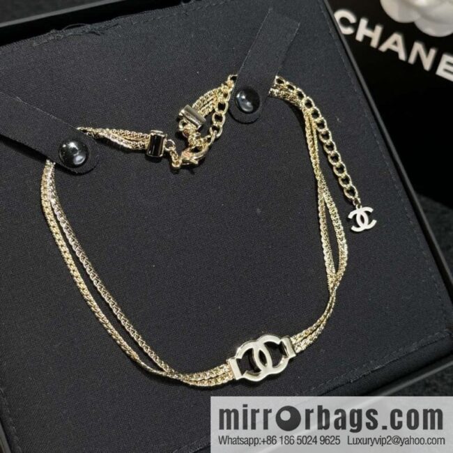 ❗️New ❗️☀️ New ☑️ Chanel Gold Double C Double Snake Bone Chain Necklace ☀️
