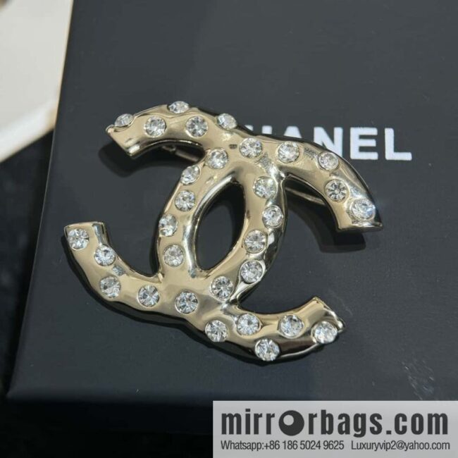 ❗️New ❗️☀️ New ☑️ Chanel Double C Full Diamond Brooch ☀️