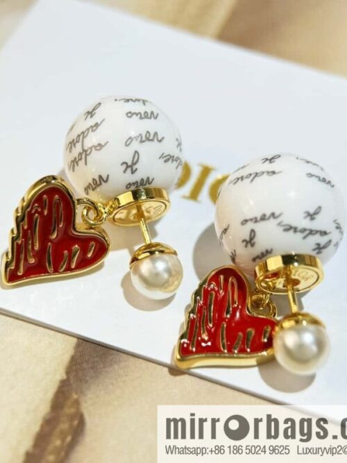 wsxc1727100629504_0-800x80032xv232ixl152638_20250630004444.jpg New ☑️ Dior size pearl love peach heart stud earrings