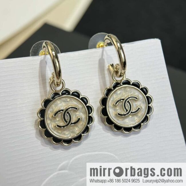 ❗️New ❗️ ☀️ new ☑️ chanel c2 double c round stud earrings ☀️