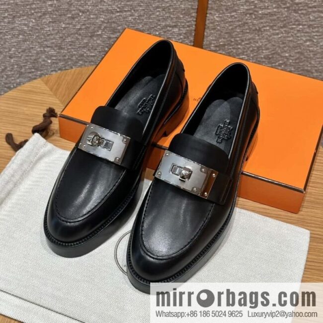 wsxc1727708792996_0-800x8001gw1ozduwrz10676_20250625041355.jpg HERMES 101 Hot loafer, black/89/Noir calfskin/Calfskin