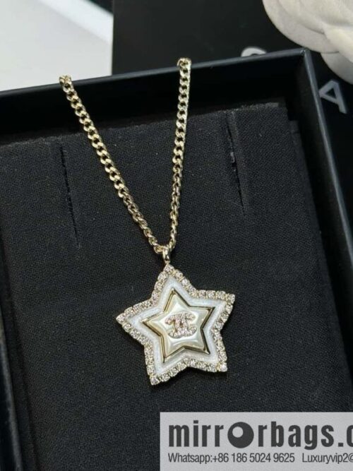 wsxc1727793120989_0-800x800r4j0gedsgcf41191_20250629230151.jpg ❗️New ❗️☀️ New ☑️ Chanel pentagram ⭐ star necklace ☀️