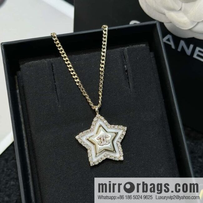 ❗️New ❗️☀️ New ☑️ Chanel pentagram ⭐ star necklace ☀️