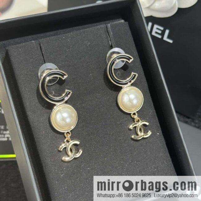 ❗️New ❗️☀️ new ☑️ chanel c3 double c pearl stud earrings ☀️