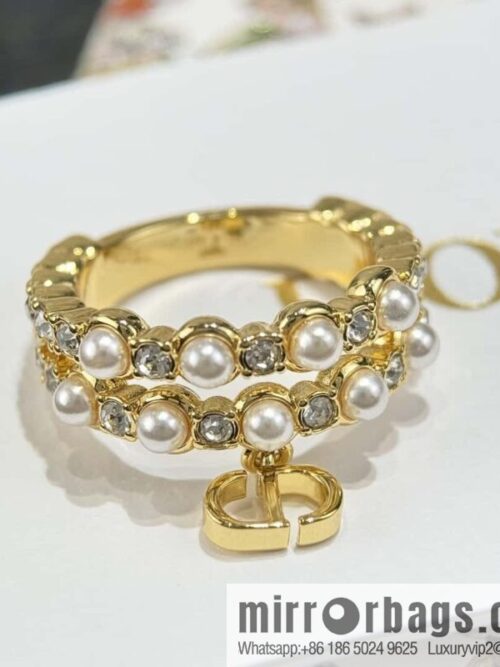 wsxc1729538007922_0-800x8005cwcbtv3t3d40463_20250626060931.jpg New ☑️ DIOR pearl CD ring