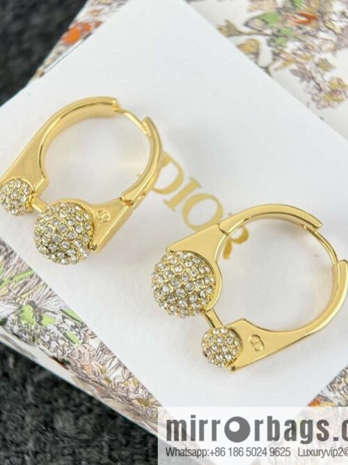 wsxc1729538011274_0-800x800bdnuck4cn0540454_20250626060914.jpg New ☑️ Dior full diamond stud earrings